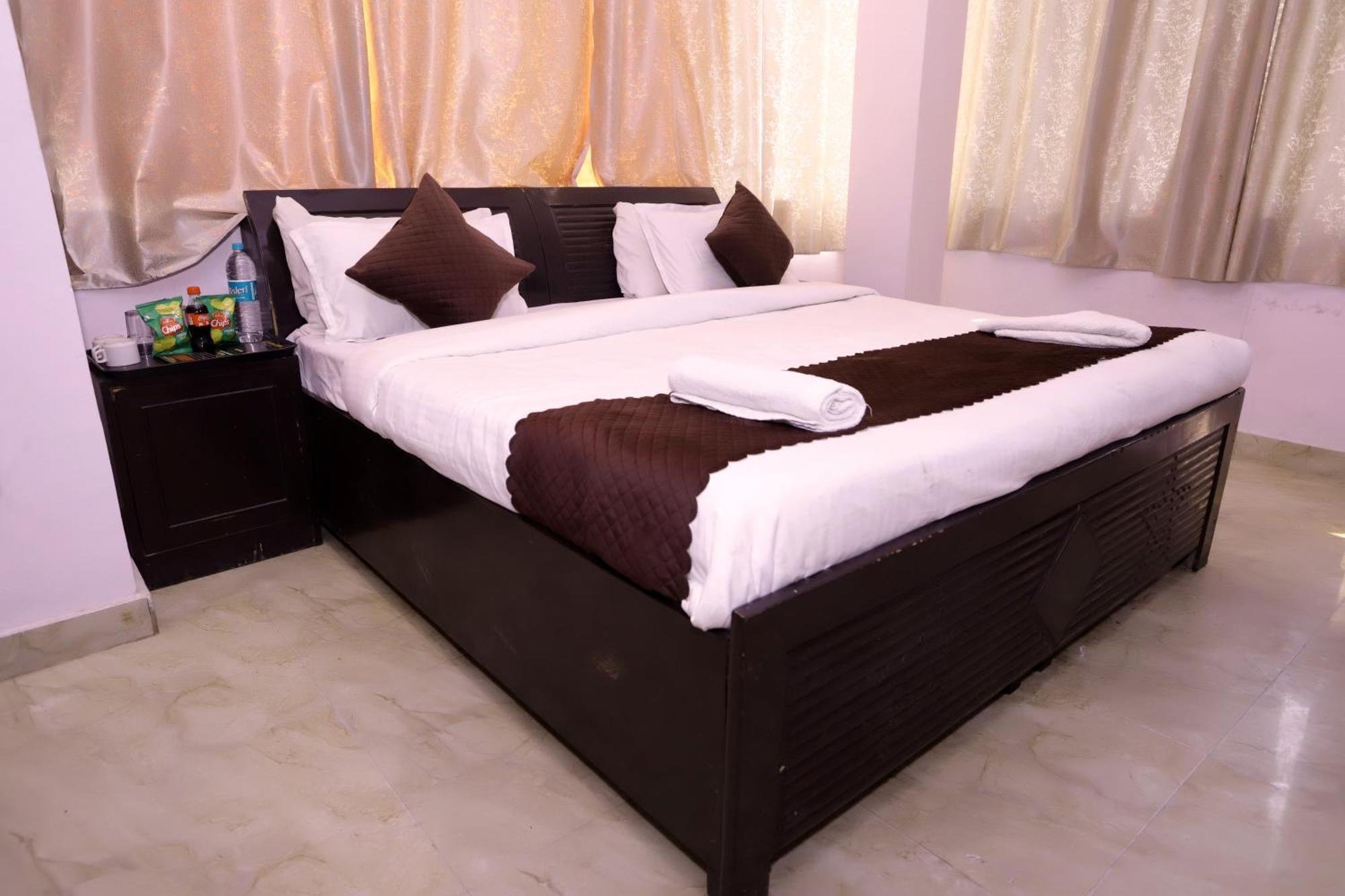 Hotel Warm Welcome - Noida Sector 51 Esterno foto