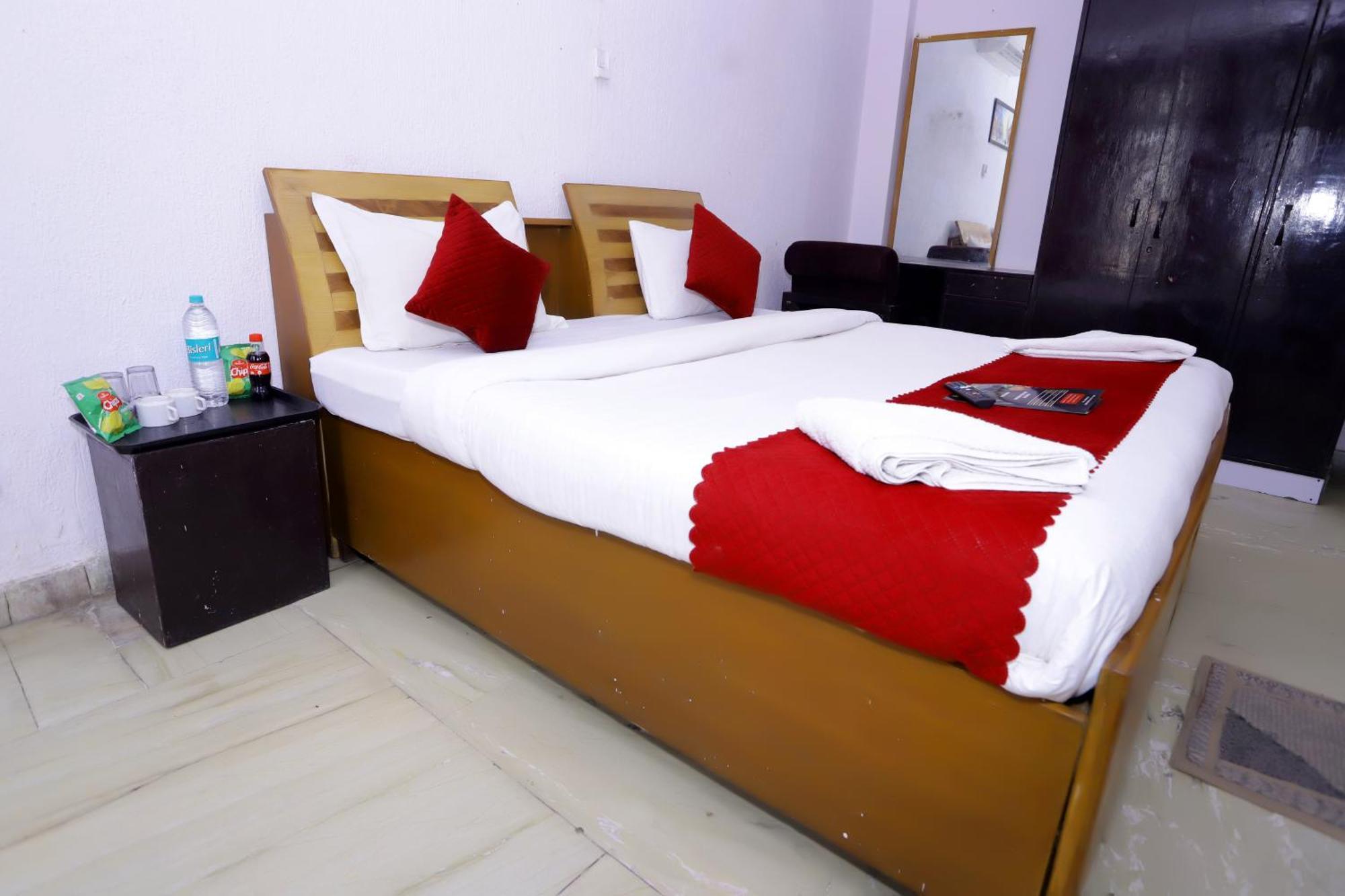 Hotel Warm Welcome - Noida Sector 51 Esterno foto