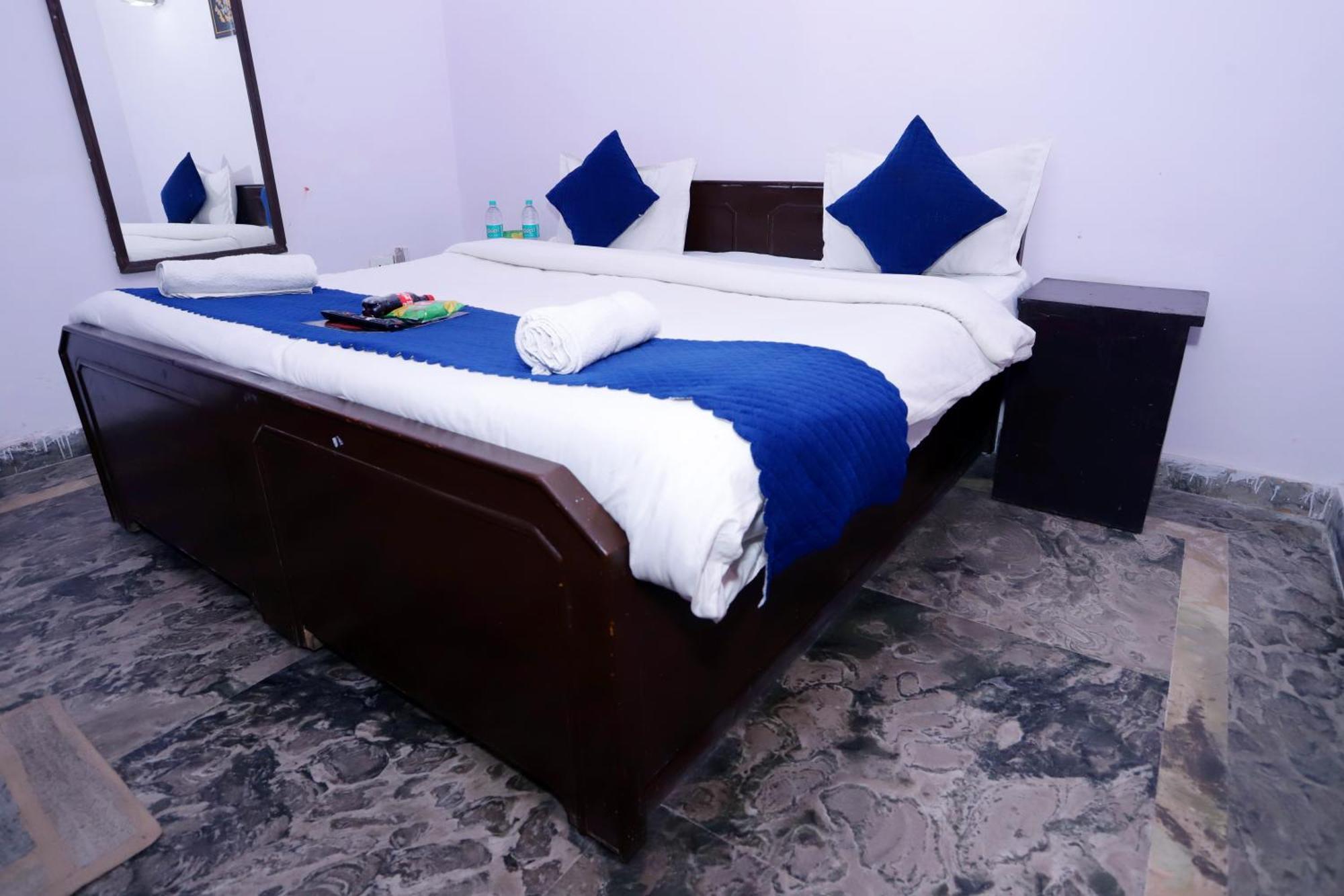 Hotel Warm Welcome - Noida Sector 51 Esterno foto
