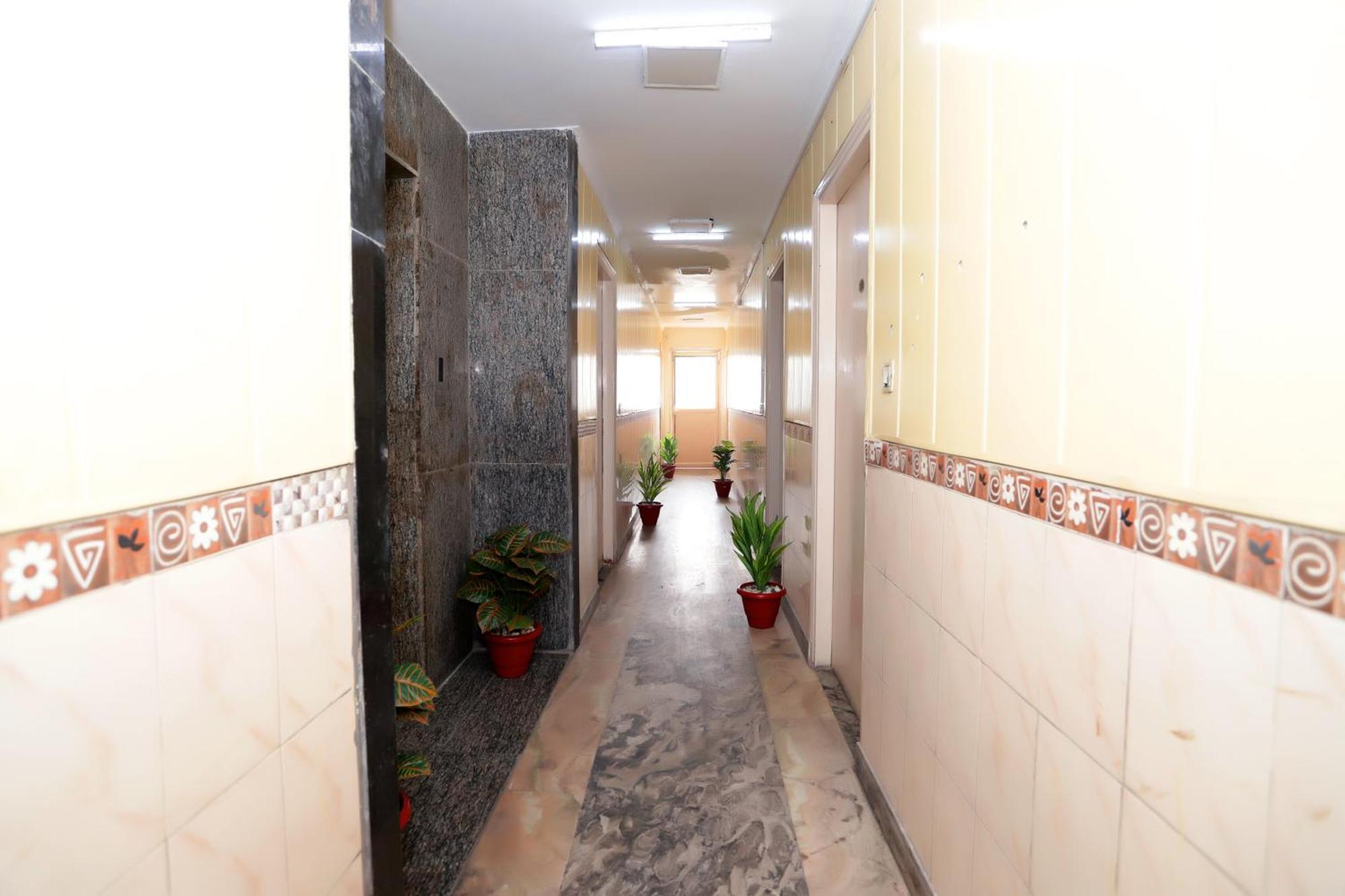 Hotel Warm Welcome - Noida Sector 51 Esterno foto